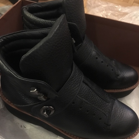 Coach boots - Picture 2 of 4